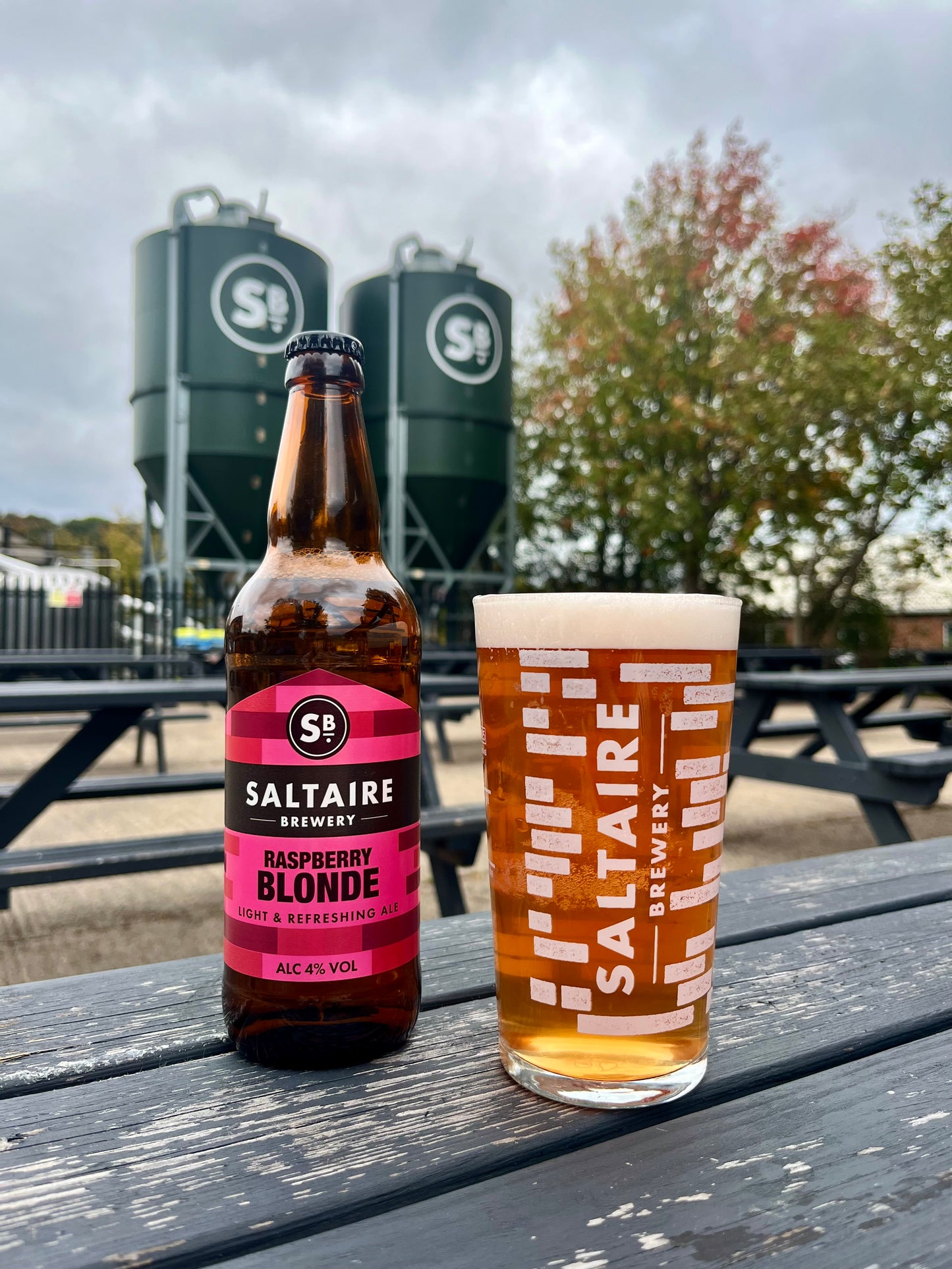Raspberry Blonde Ale (4%) | Saltaire Brewery